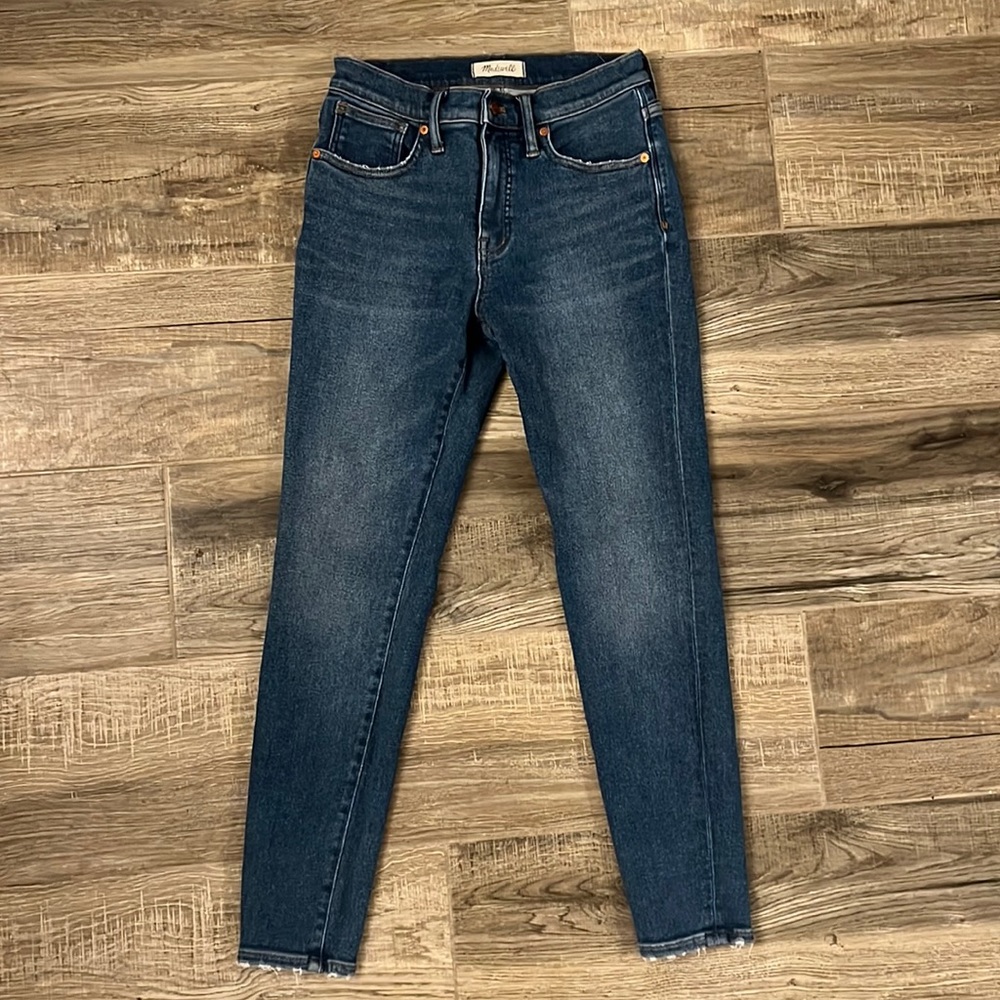 Madewell 9” High Rise Skinny Jeans in Light Blue Wash